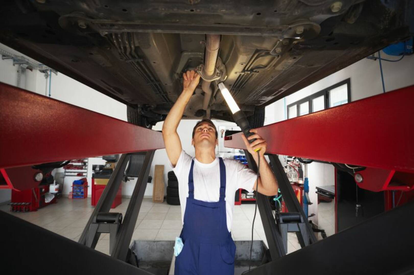 Olson's  Auto Body