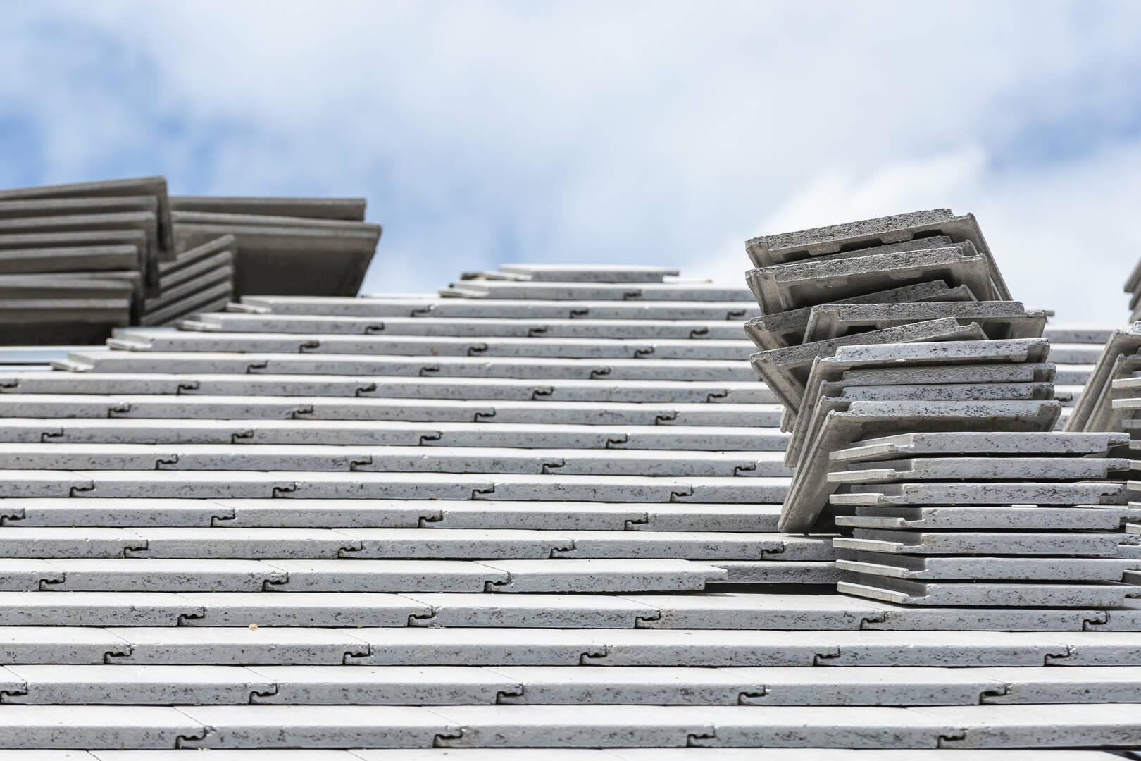 BR Roofing, Inc.